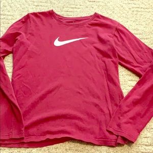 Nike Long Sleeve Size Adult Medium Fits Small